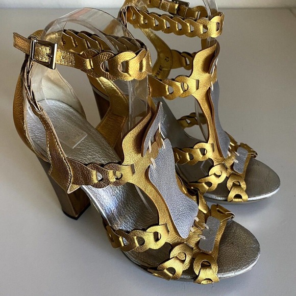 Barbara Bui T Strap Platform Sandal Open Toe Leather Heel Silver Gold Me… - Picture 2 of 8